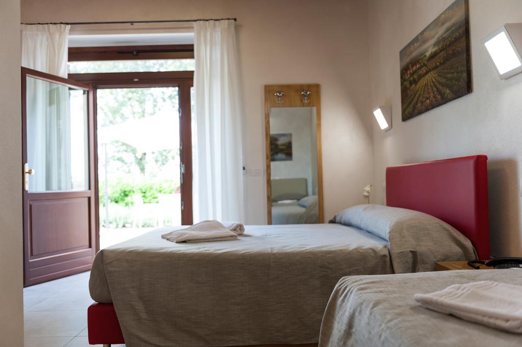 Agriturismo B&B Corte Tonolli Valeggio sul Mincio Δωμάτιο φωτογραφία